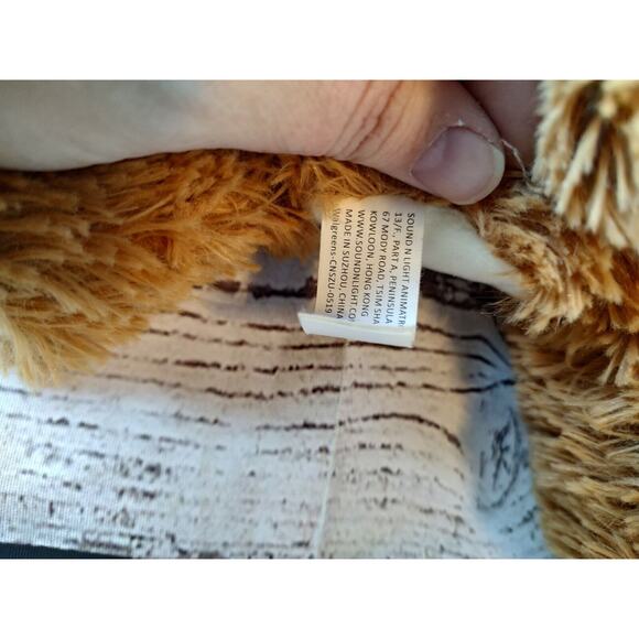 Animated Barking Pomeranian Plush Stuffed Animal - Picture 5 of 5